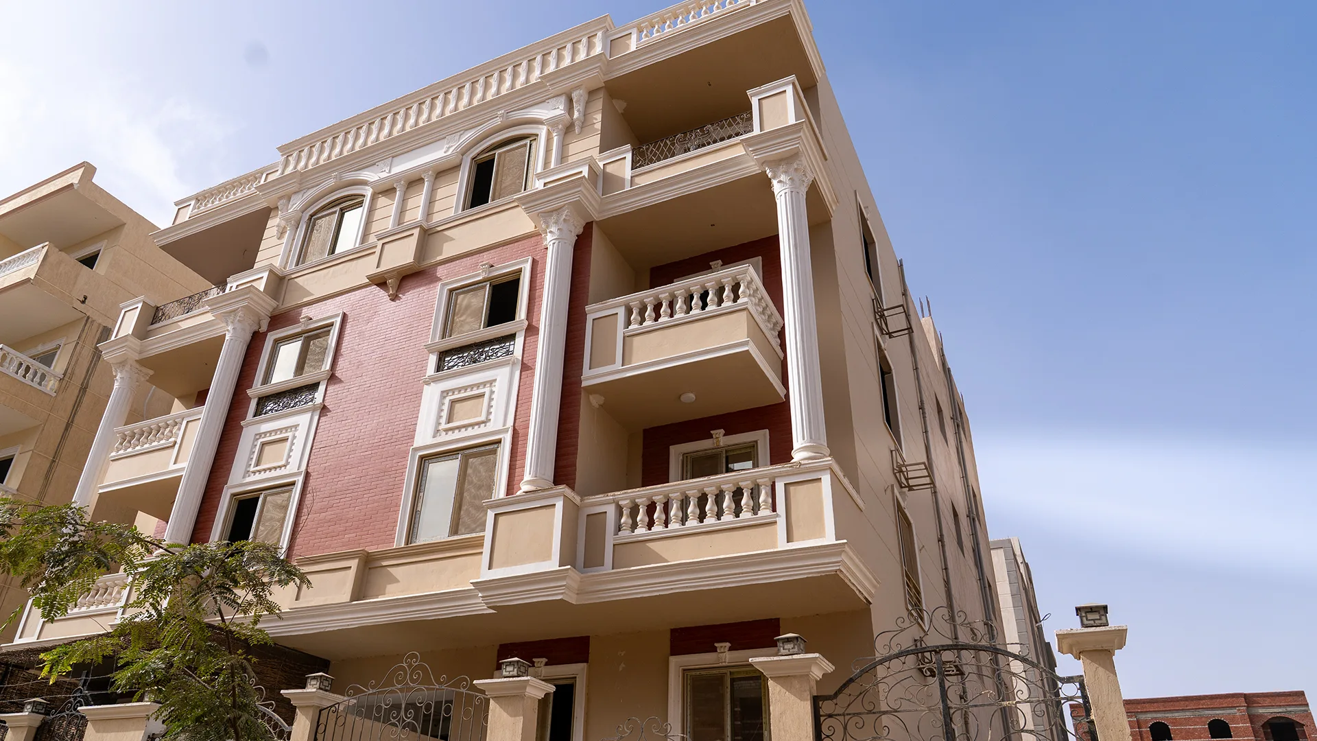 مشروع B81 بيت الوطن الأساسي