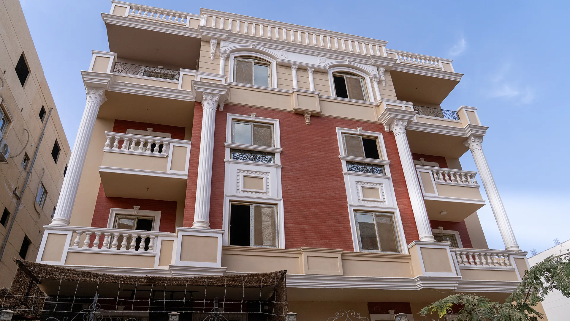 مشروع B81 بيت الوطن الأساسي